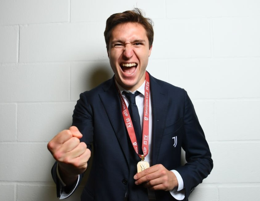 关于冲刺阶段体能课后，里昂防线松动备战意大利杯，更衣室稳定，身体对抗强度拉满的信息-华体会app下载