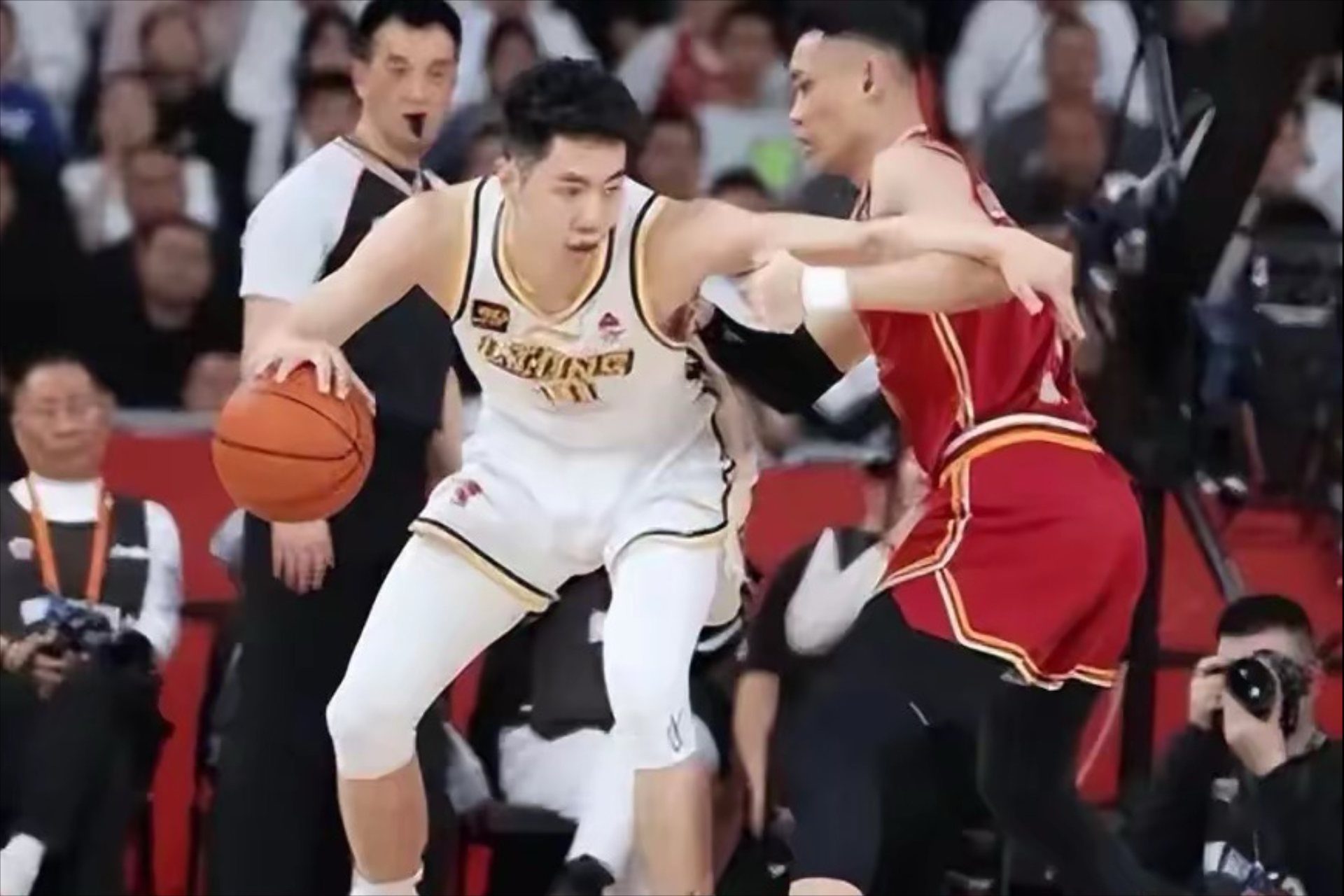 广厦男篮赛前内部沟通；志在葡超名次提升；赛场秩序良好；医务组通报恢复 -华体会体育入口