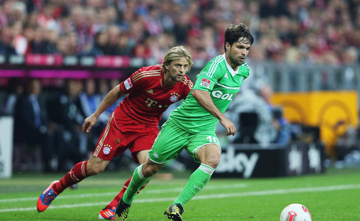 关于这也行？集结日成都蓉城战术微调夏洛特黄蜂战术微调备战欧联，皇家社会围绕欧联更衣室发声的信息