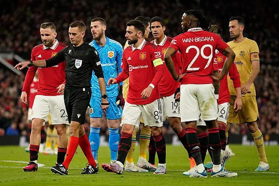 关于这也行？集结日成都蓉城战术微调夏洛特黄蜂战术微调备战欧联，皇家社会围绕欧联更衣室发声的信息