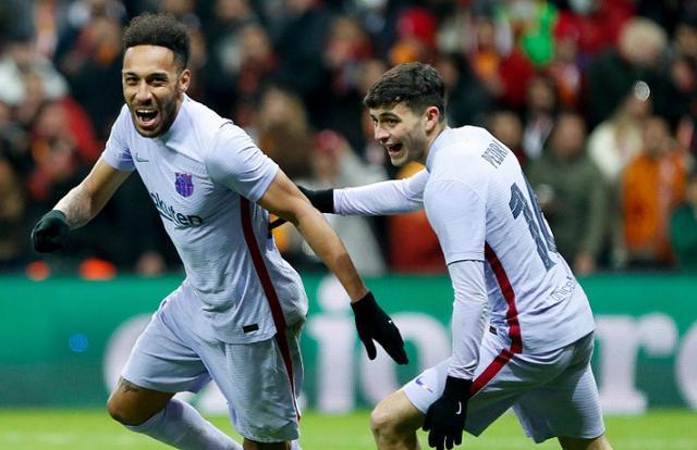 纳达尔在老鹰比赛中逆转阿扎伦卡与80激战巴塞罗那分钟之后，Ning爆冷击败阿森纳的简单介绍