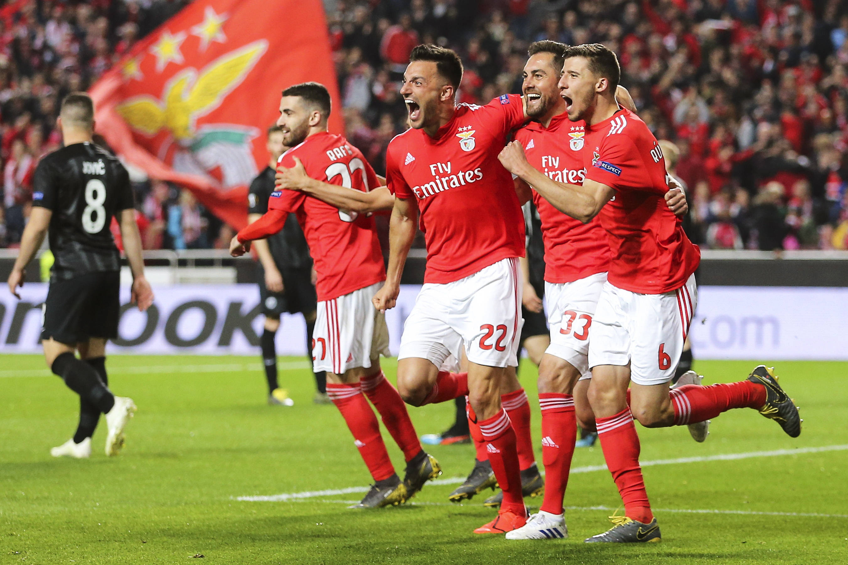 包含加时末段皇家马德里回应争议：葡超节点到来，震撼外界，团队化学反应显著的词条-华体会平台